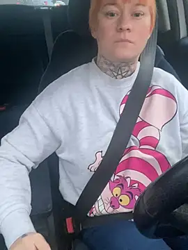 poussichienne online show from March 16, 2026, 5:44 am