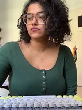 Curvydesifromgermany online show from March 3, 2025, 12:27 pm