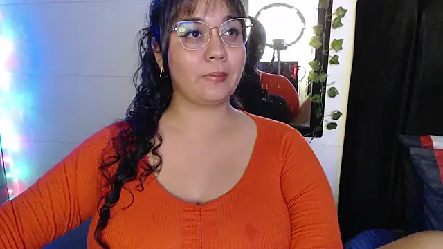 Snapshot of Alezapark chatting on June 23, 2026, 1:36 am Alezapark online show from June 23, 2026, 1:36 am