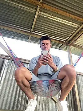 Snapshot of Kevin_Torres chatting on January 7, 2025, 1:14 pm Kevin Torres online show from January 7, 2025, 1:14 pm