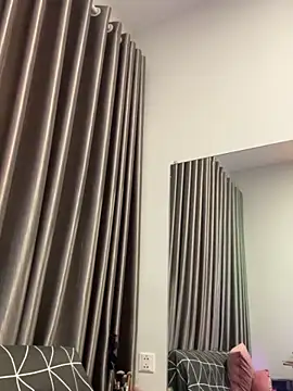 Almiraa68 online show from March 4, 2025, 2:53 pm