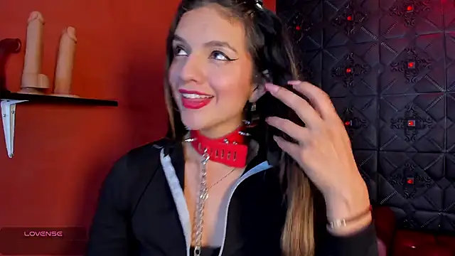 annavi  online show from February 19, 2026, 7:21 pm