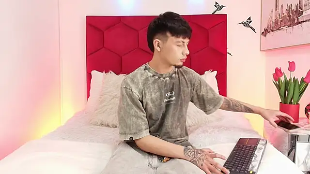 Steev Novoa online show from February 6, 2026, 5:34 am