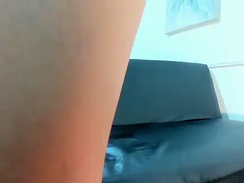 Snapshot of TOOKIOG chatting on January 8, 2025, 11:30 pm TOOKIOG online show from January 8, 2025, 11:30 pm