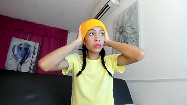 Snapshot of TOOKIOG chatting on February 21, 2025, 6:26 pm TOOKIOG online show from February 21, 2025, 6:26 pm