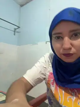 Snapshot of hannahayat chatting on June 30, 2026, 2:07 pm hannahayat online show from June 30, 2026, 2:07 pm