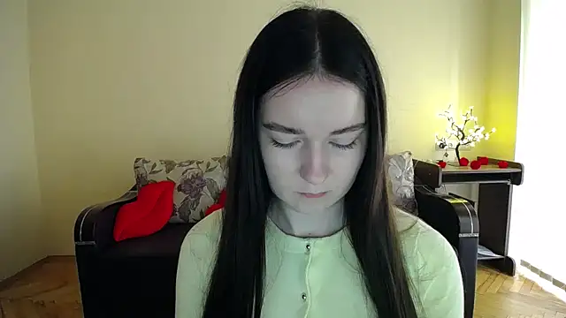 Snapshot of Pretty_shy chatting on May 12, 2026, 8:22 am Pretty shy online show from May 12, 2026, 8:22 am