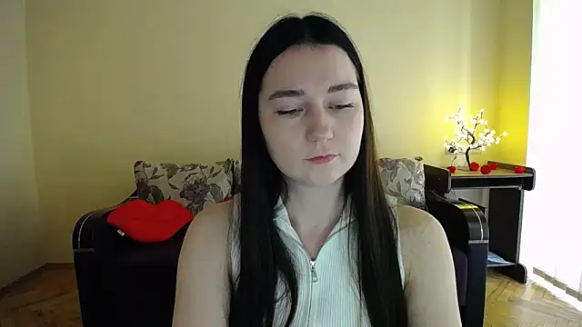 Snapshot of Pretty_shy chatting on June 13, 2026, 9:29 am Pretty shy online show from June 13, 2026, 9:29 am