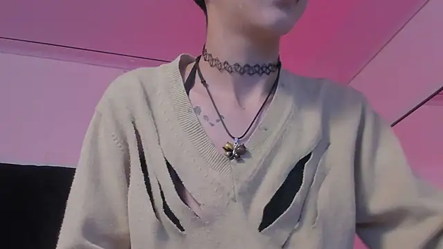 Snapshot of BonnieCute_ chatting on February 18, 2025, 11:44 am BonnieCute online show from February 18, 2025, 11:44 am