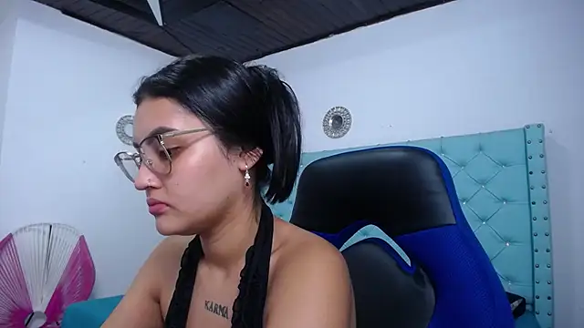 antonella sweetlittle online show from February 11, 2026, 10:53 am