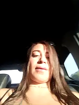 Snapshot of Alona_Evans chatting on March 20, 2025, 12:00 pm Alona Evans online show from March 20, 2025, 12:00 pm