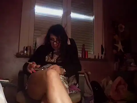 LadyVenere online show from April 18, 2026, 9:02 am