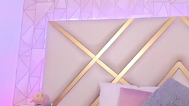 Violettbloss online show from February 22, 2025, 4:29 am