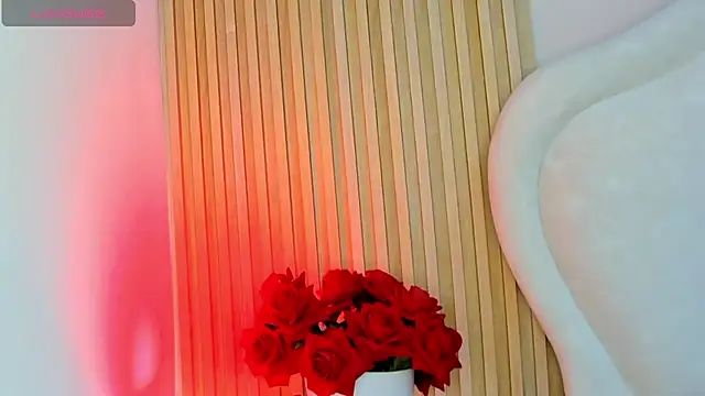 Violettbloss online show from September 16, 2025, 3:18 am