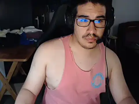 Snapshot of thealfawolf01 chatting on December 22, 2024, 4:27 pm thealfawolf01 online show from December 22, 2024, 4:27 pm