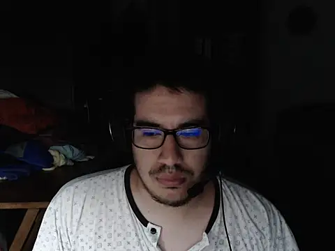 Snapshot of thealfawolf01 chatting on January 9, 2025, 3:36 am thealfawolf01 online show from January 9, 2025, 3:36 am