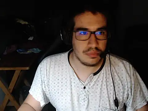 Snapshot of thealfawolf01 chatting on January 14, 2025, 2:50 am thealfawolf01 online show from January 14, 2025, 2:50 am