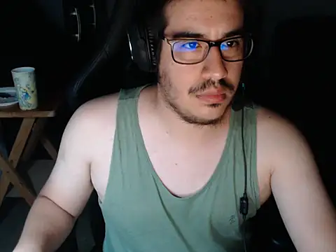 Snapshot of thealfawolf01 chatting on January 21, 2025, 1:39 am thealfawolf01 online show from January 21, 2025, 1:39 am