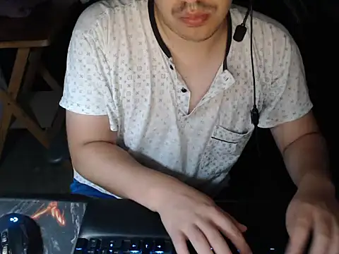 Snapshot of thealfawolf01 chatting on January 26, 2025, 12:33 pm thealfawolf01 online show from January 26, 2025, 12:33 pm