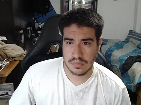 Snapshot of thealfawolf01 chatting on October 11, 2025, 3:28 am thealfawolf01 online show from October 11, 2025, 3:28 am