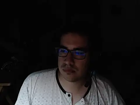 Snapshot of thealfawolf01 chatting on November 27, 2025, 2:57 am thealfawolf01 online show from November 27, 2025, 2:57 am