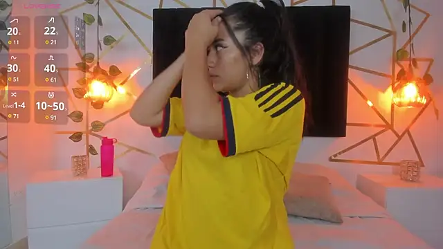 Snapshot of Megan_Thompsonn chatting on January 28, 2025, 6:39 pm Megan Thompsonn online show from January 28, 2025, 6:39 pm