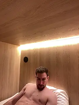 Snapshot of Rac-Coon chatting on January 29, 2025, 9:07 pm Rac-Coon online show from January 29, 2025, 9:07 pm