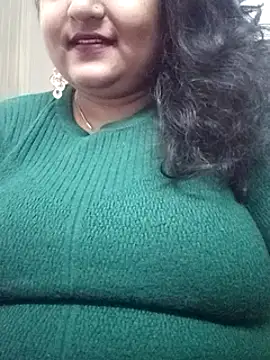 smile pretty online show from December 3, 2024, 6:49 pm