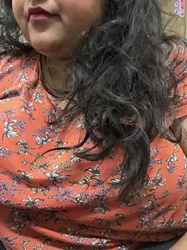 smile pretty online show from February 14, 2025, 8:59 pm