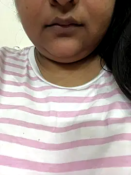 smile pretty online show from October 8, 2025, 7:55 pm