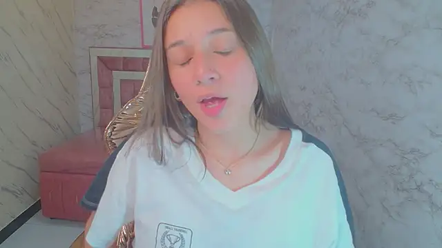  Emily v online show from December 4, 2024, 11:35 pm