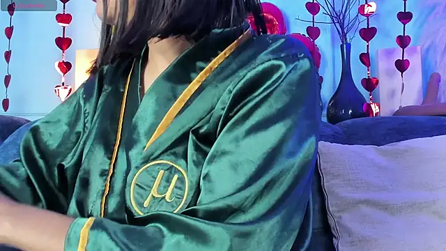 Elizabeth VonSweet online show from February 3, 2026, 12:32 pm