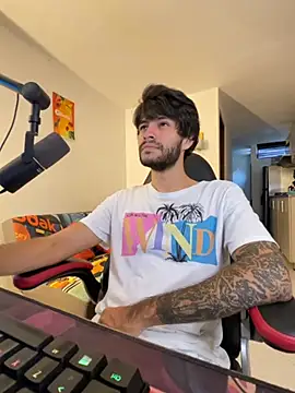 justin stark7 online show from September 9, 2025, 9:36 pm