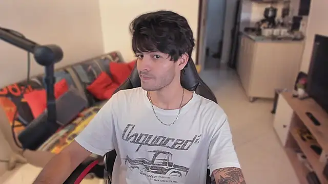 justin stark7 online show from September 23, 2025, 9:29 pm