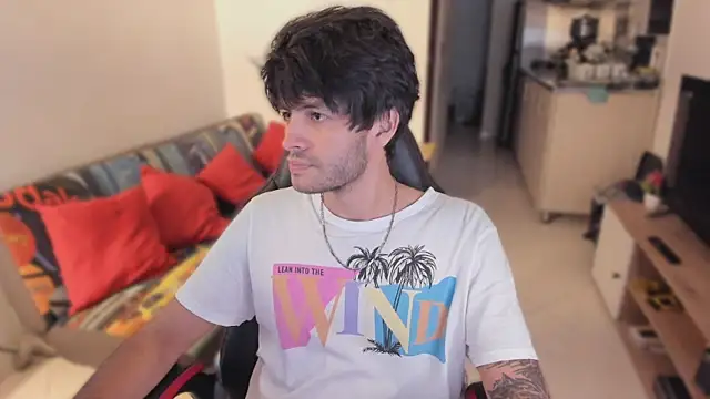 justin stark7 online show from October 18, 2025, 9:48 pm