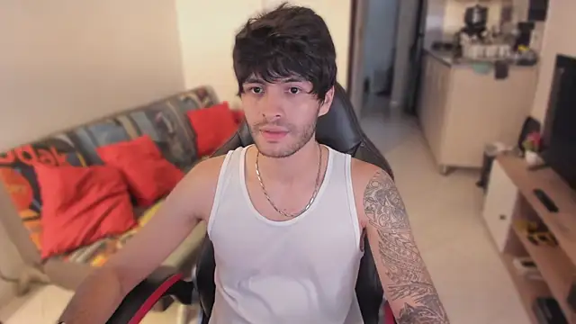 justin stark7 online show from October 20, 2025, 9:26 pm