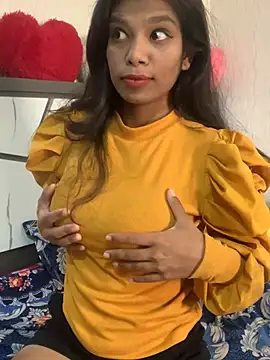 hottiess69 online show from March 5, 2025, 4:13 am