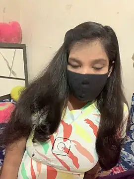 hottiess69 online show from October 15, 2025, 5:07 am