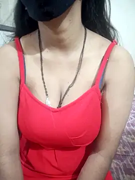 Snapshot of hottiess69 chatting on March 6, 2026, 5:53 pm hottiess69 online show from March 6, 2026, 5:53 pm