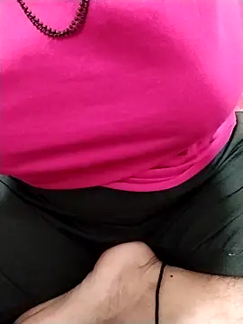 Snapshot of hottiess69 chatting on March 25, 2026, 5:13 am hottiess69 online show from March 25, 2026, 5:13 am