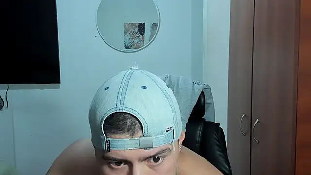 Snapshot of Baltazar_Dupont chatting on March 17, 2026, 9:12 am Baltazar Dupont online show from March 17, 2026, 9:12 am