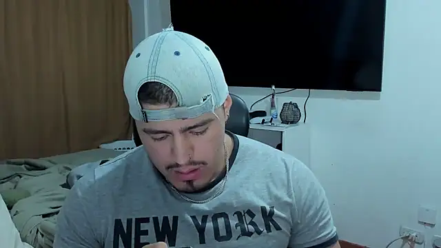 Snapshot of Baltazar_Dupont chatting on March 19, 2026, 9:57 am Baltazar Dupont online show from March 19, 2026, 9:57 am