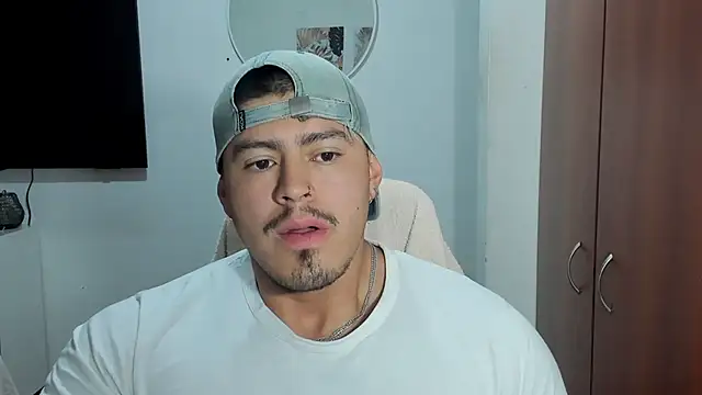 Snapshot of Baltazar_Dupont chatting on April 10, 2026, 11:04 am Baltazar Dupont online show from April 10, 2026, 11:04 am