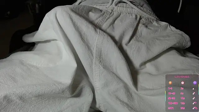 Hugecircumcised online show from April 6, 2026, 1:23 pm