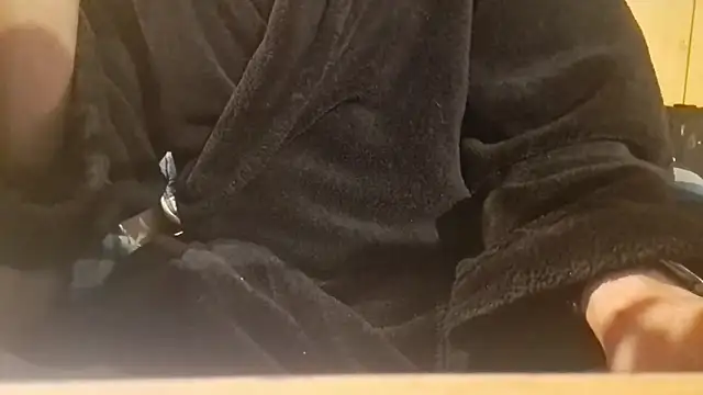 Snapshot of Sammy1660 chatting on October 17, 2025, 4:26 am Sammy1660 online show from October 17, 2025, 4:26 am