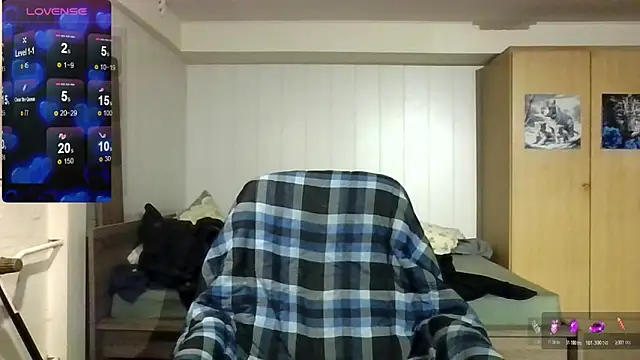 Snapshot of Sammy1660 chatting on December 16, 2025, 10:04 pm Sammy1660 online show from December 16, 2025, 10:04 pm