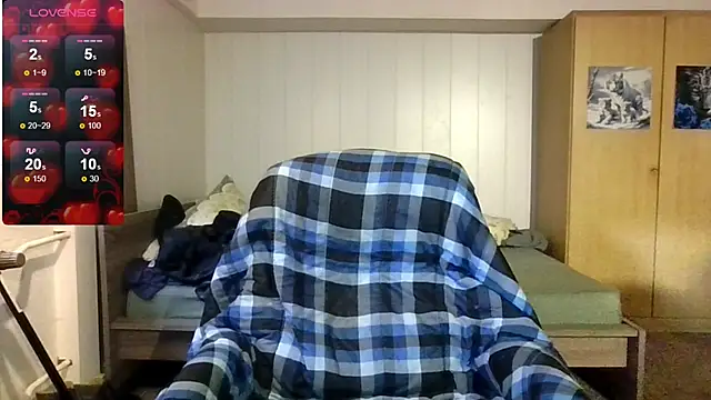 Snapshot of Sammy1660 chatting on December 17, 2025, 10:10 am Sammy1660 online show from December 17, 2025, 10:10 am