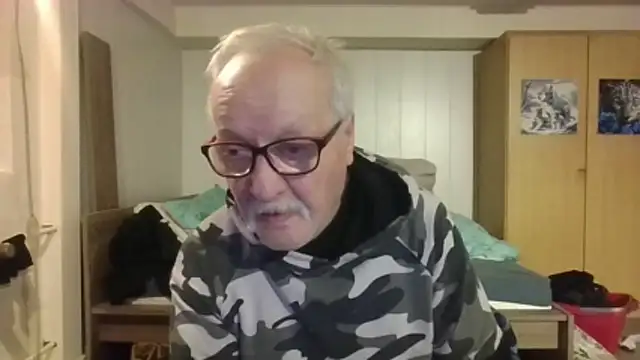 Snapshot of Sammy1660 chatting on January 10, 2026, 7:10 am Sammy1660 online show from January 10, 2026, 7:10 am