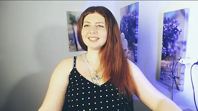 Snapshot of Lizzy_Love chatting on June 2, 2026, 9:00 am Lizzy Love online show from June 2, 2026, 9:00 am