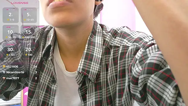 yourcuteneighbourr online show from March 26, 2026, 3:12 am